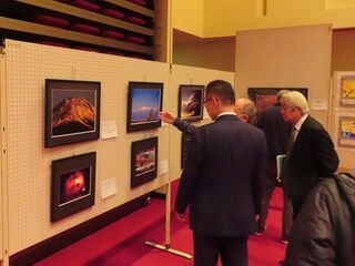 写真：一志文化協会 美術文化部「第10回作品展」、文化伝承部「歴史文化伝承展」鑑賞