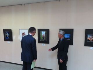 写真：第16回フォトフレンドTsu写真展　鑑賞