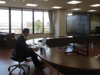 写真:第211回社会保障審議会医療保険部会