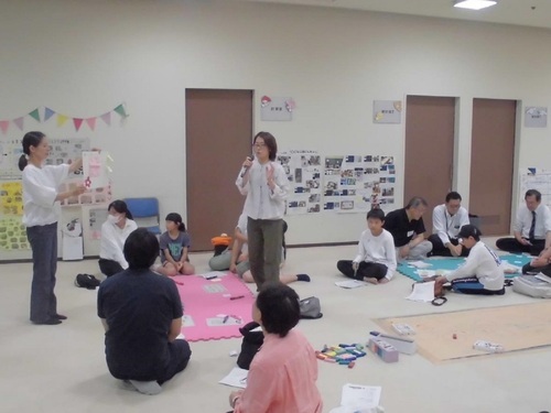 写真：第9回会議　発表の様子3
