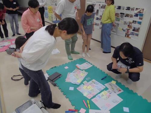 写真：第9回会議　投票の様子1