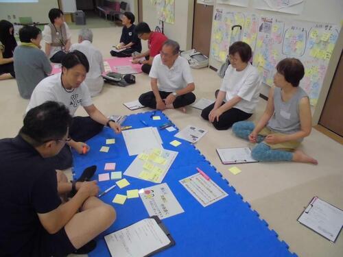 写真:第10回会議 対話の様子2