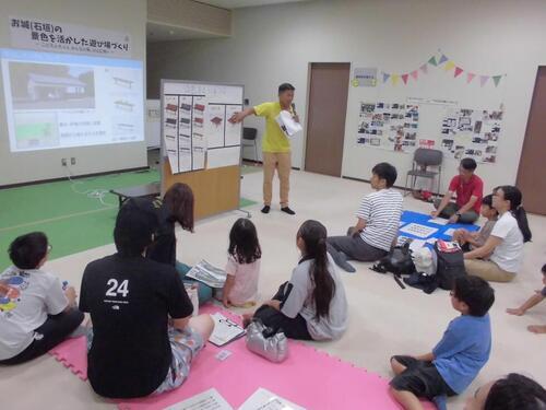 写真:発表を聞く参加者の様子