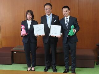 写真:日本モーターボート選手会三重支部新人レーサー 来訪