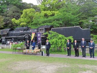 写真:津偕楽公園ボランティア清掃作業(全教一斉ひのきしんデー)挨拶