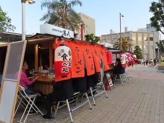 写真:安濃津屋台街 視察