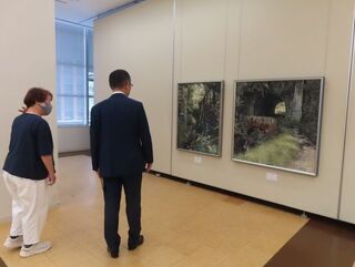 写真:第5回親旺会日本画展 鑑賞