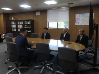 写真:三重河川国道事務所 お礼訪問