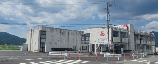 会館の外観