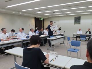 写真:令和8年度第1回津市環境審議会 諮問(市役所本庁舎)