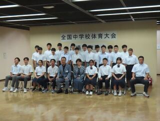 写真:令和8年度 全国中学校体育大会出場選手 激励会(市役所本庁舎)