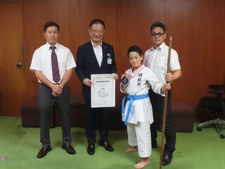 写真：第3回沖縄空手世界大会【古武道（棒）の部】 準優勝報告