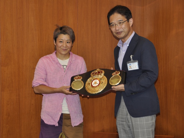  WBA女子世界スーパーフライ級チャンピオン 山口直子さんと