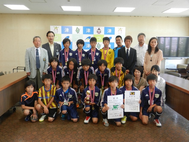 一身田FCスポーツ少年団の皆さんと