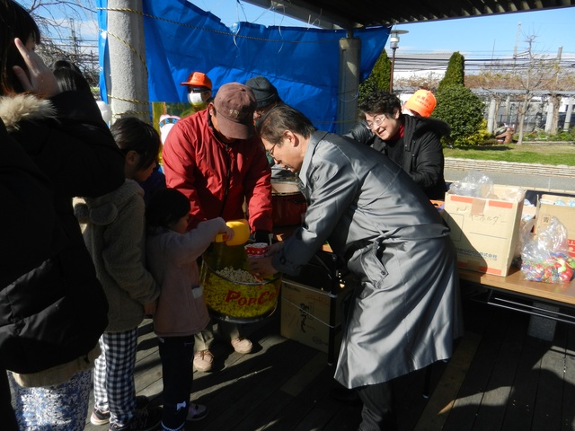 年末スペシャルきたきた市 激励