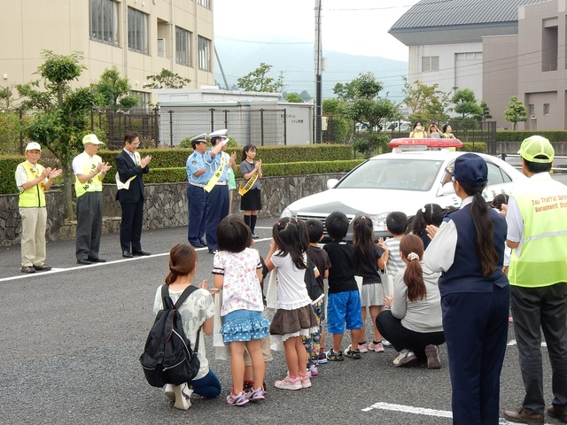 夏の交通安全県民運動出発式