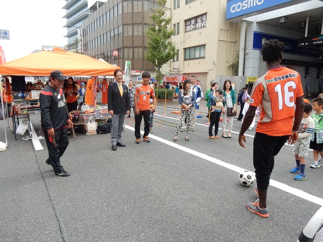 「ヴィアティン三重」サッカー教室 