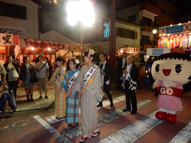 市民総踊り
