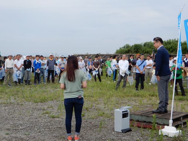 海と渚環境美化運動・県内一斉海浜清掃