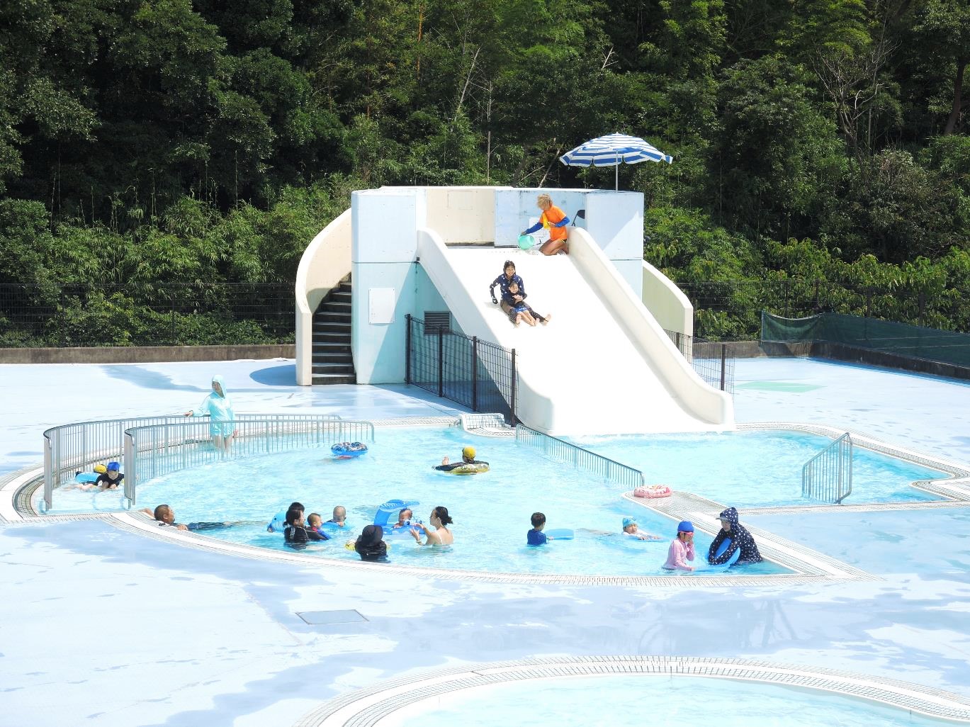 小学校低学年用プール