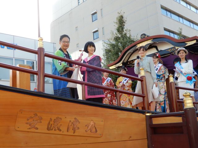 和船山車「安濃津丸」