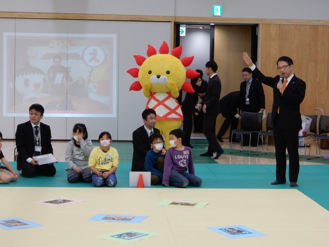 新春津カルタ大会