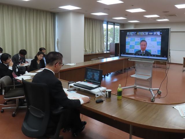 社会文教委員会