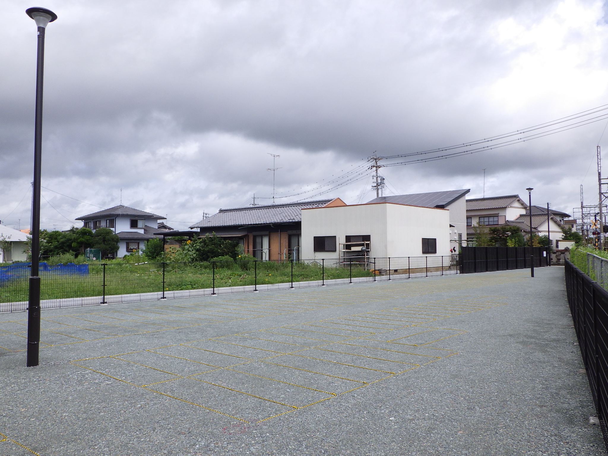 南側から